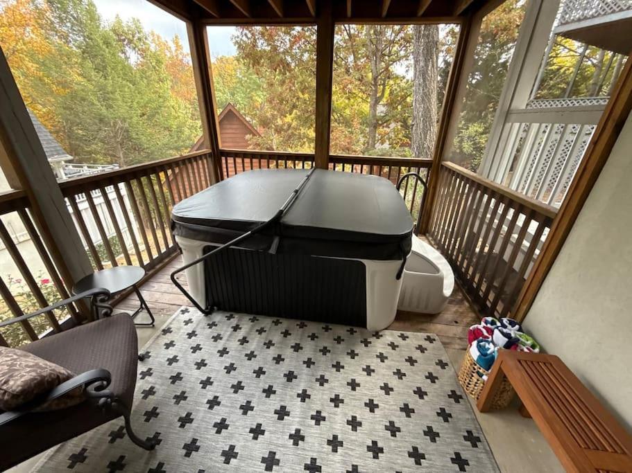 Relax At Forge Chalet Tranquil Retreat Near Attractions Pigeon Forge Exterior foto